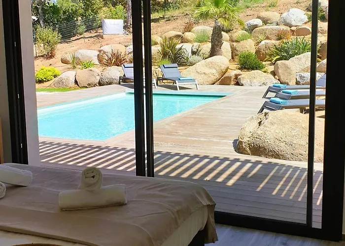 Maria 1. 12 Pers, Piscine Chauffee, 5 Min Cirendinu