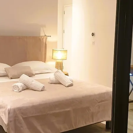 Βίλα Maria 1. 12 Pers, Piscine Chauffee, 5 Min *