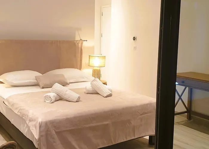 Βίλα Maria 1. 12 Pers, Piscine Chauffee, 5 Min *