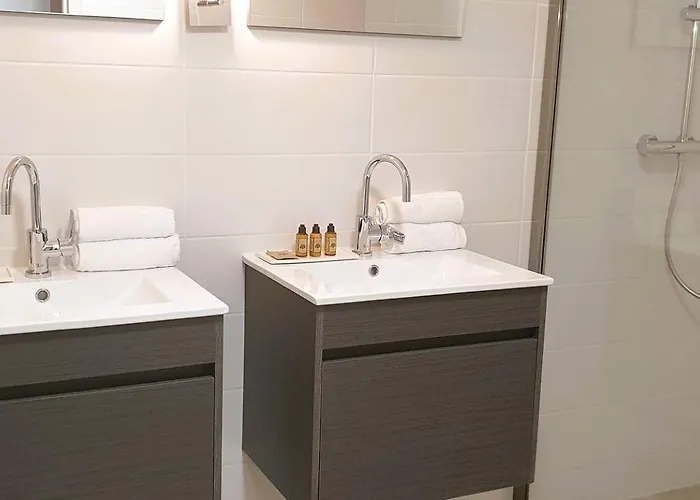 Maria 1. 12 Pers, Piscine Chauffee, 5 Min