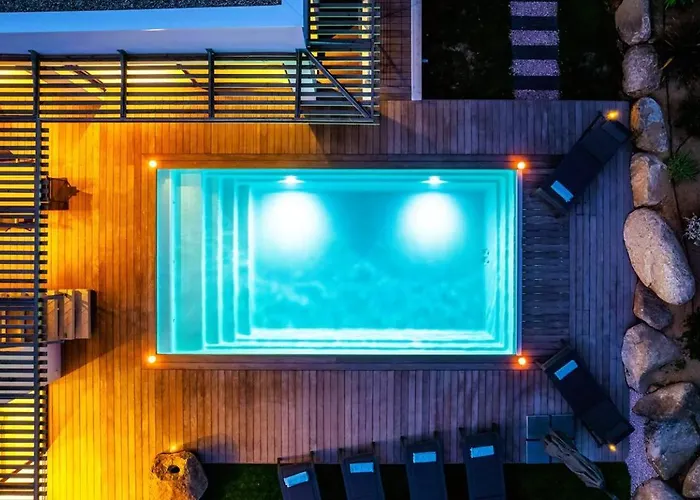 Maria 1. 12 Pers, Piscine Chauffee, 5 Min